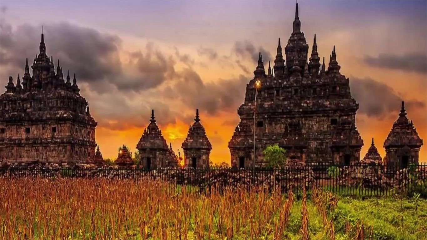 raja terkenal kerajaan mataram kuno