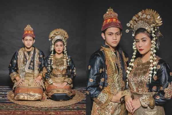 Daftar Pakaian Adat Aceh Pria & Wanita Daftar Pakaian Adat Aceh Pria & Wanita