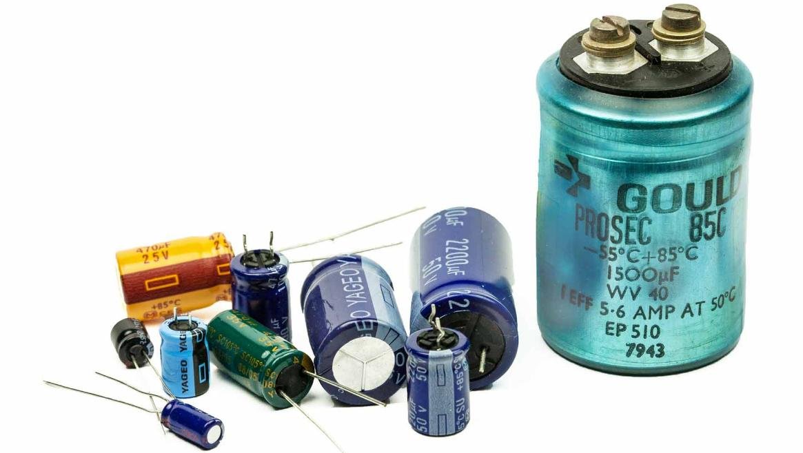capacitor capacitor