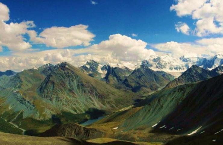 5 bentuk relief daratan meliputi